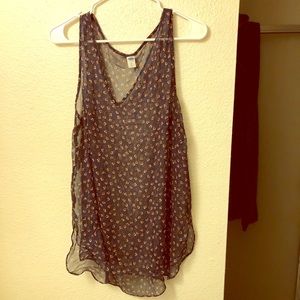🌺🌺 Old Navy Patterned Camisole 🌺🌺